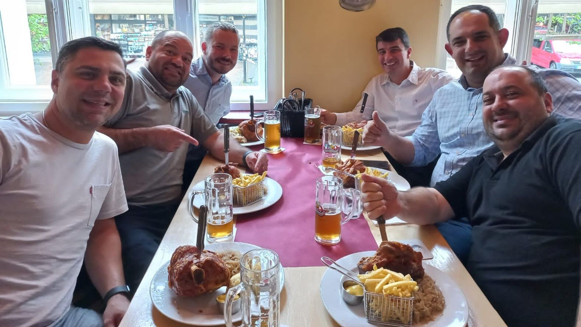 jantar com Cliente Harald em BBIN
