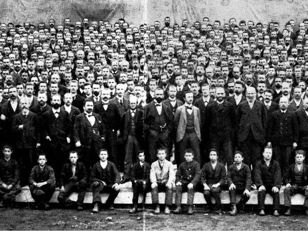 In 1900 Bühler had 793 employees