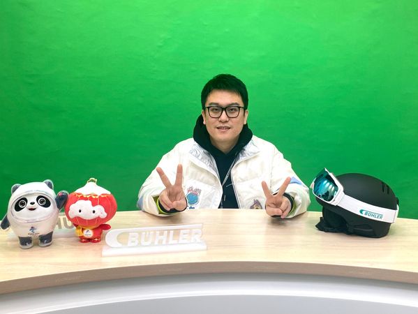 Wang Jianyi at the recording site.