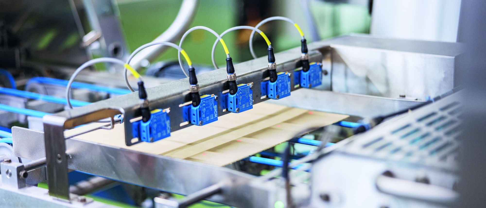 On average, 25 to 30 data points are connected to Bühler Insights on each machine. This is also the case with Bühler’s fully automated in-line wafer sheet inspection system WIS-EAGLE. On average, 25 to 30 data points are connected to Bühler Insights on each machine. This is also the case with Bühler’s fully automated in-line wafer sheet inspection system WIS-EAGLE.