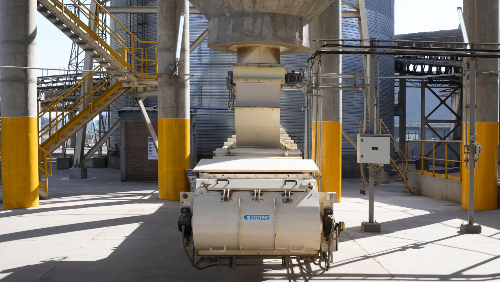   GQ-GH_COFCO_Argentina_LBIA_EBC-Enclosed-Belt-Conveyor_Geschlossener-Bandförderer
