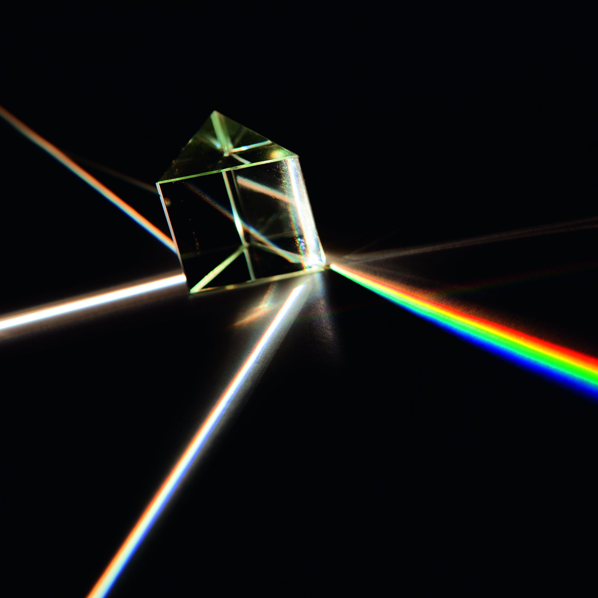 Prism | OMS | Bühler Leybold Optics